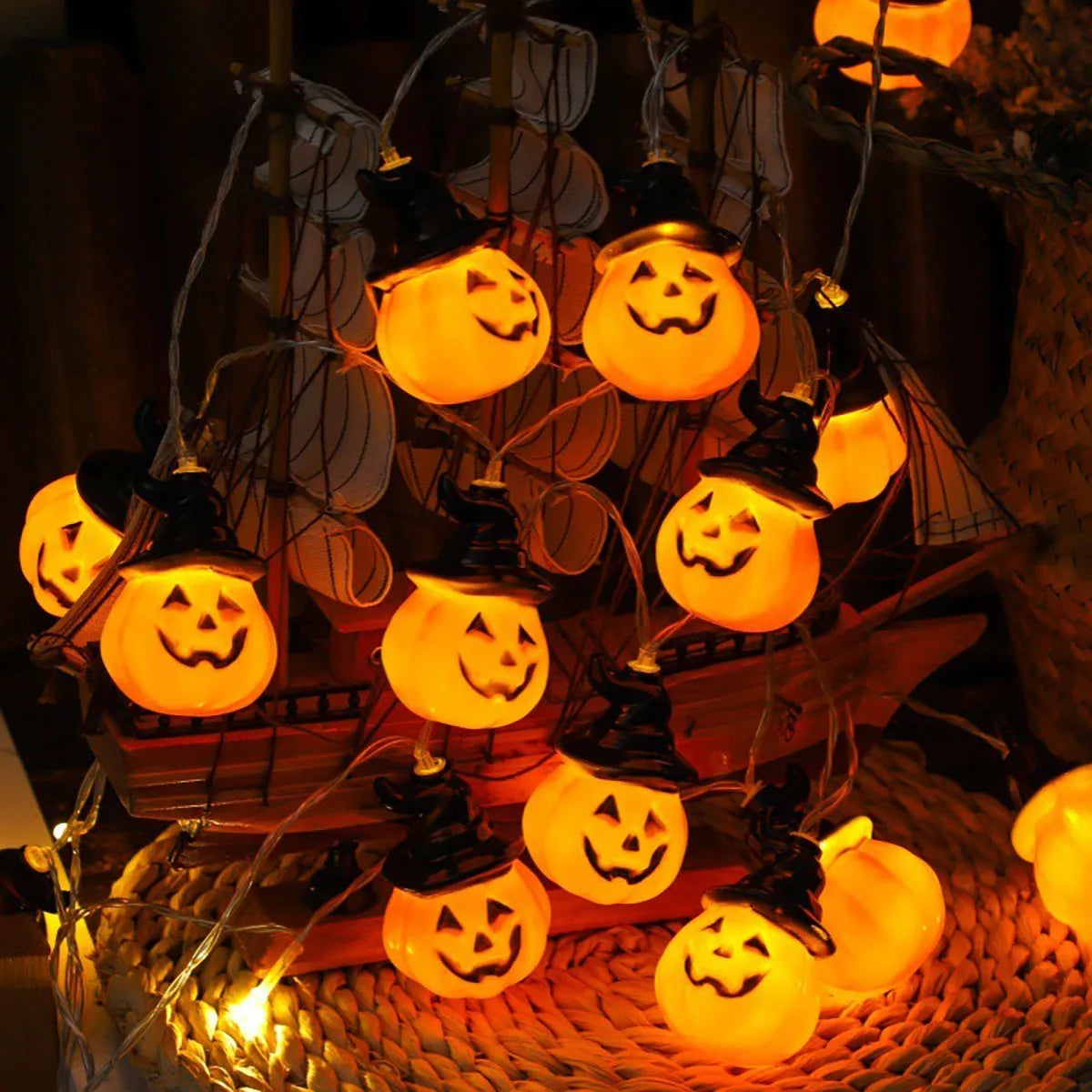 Halloween Classic Pumpkin Lantern Festival Party Atmosphere Decorative Lamp 1.5m 10LED Fun and Wonderful Night