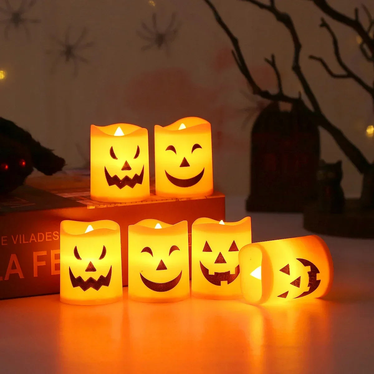 6Pcs LED Candle Light Battery Powered Pumpkin Skull Ghost Spooky Light Halloween Party Decora Ambiance Electronic Candle Lights