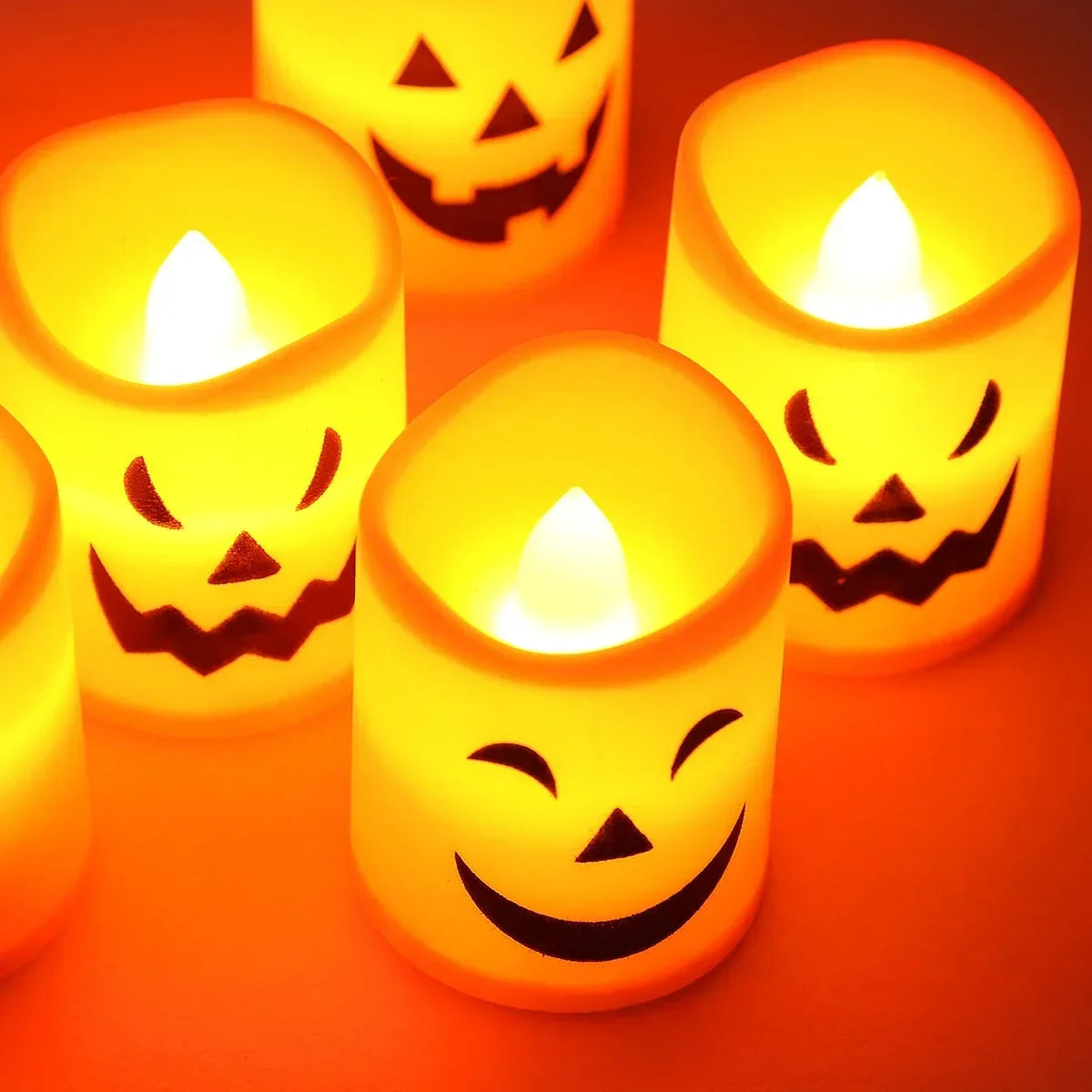 6Pcs LED Candle Light Battery Powered Pumpkin Skull Ghost Spooky Light Halloween Party Decora Ambiance Electronic Candle Lights